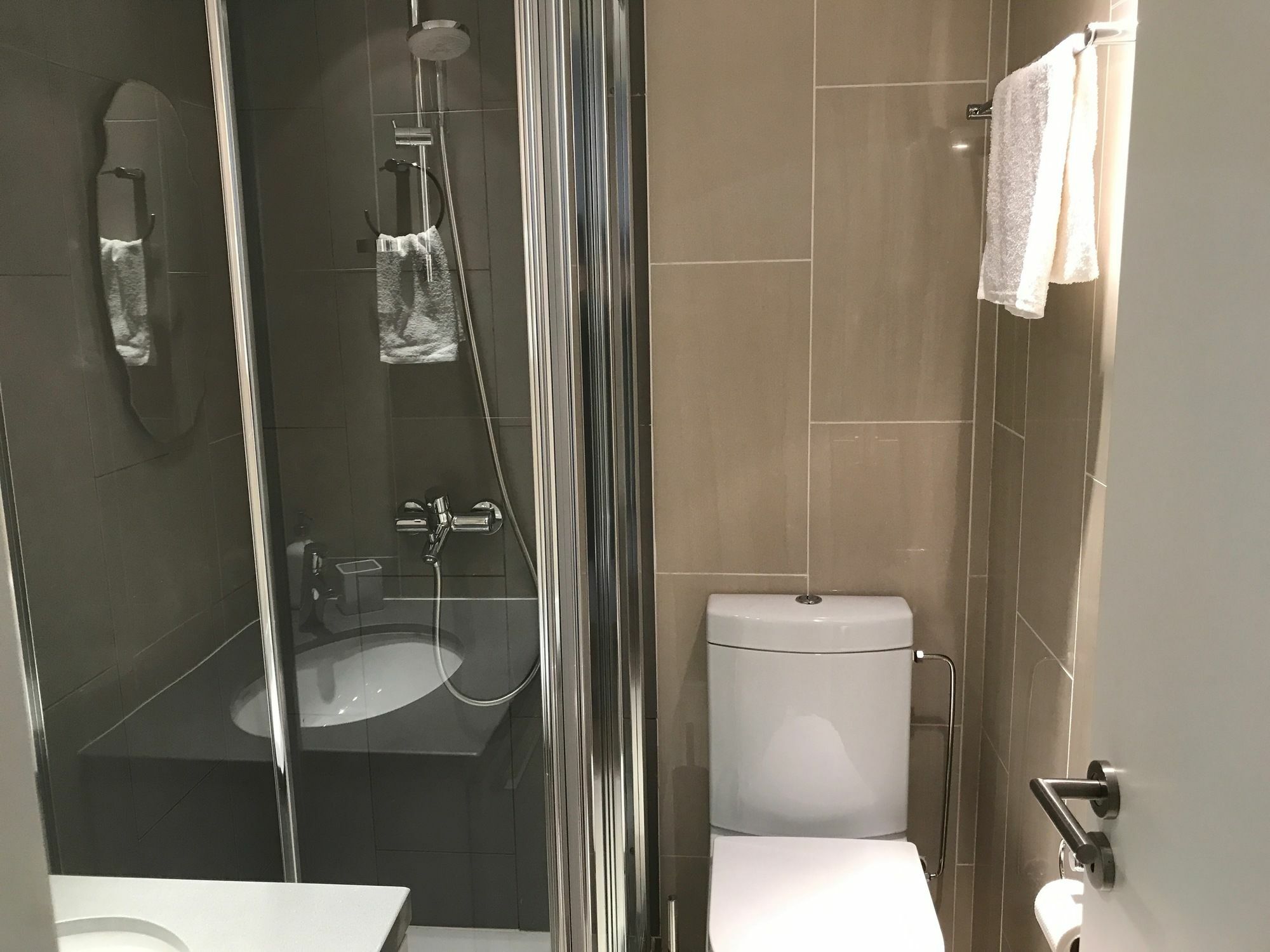 Finikoudes Luxury Apartments Ларнака Екстериор снимка