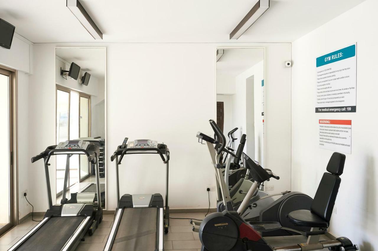 Finikoudes Luxury Apartments Ларнака Екстериор снимка